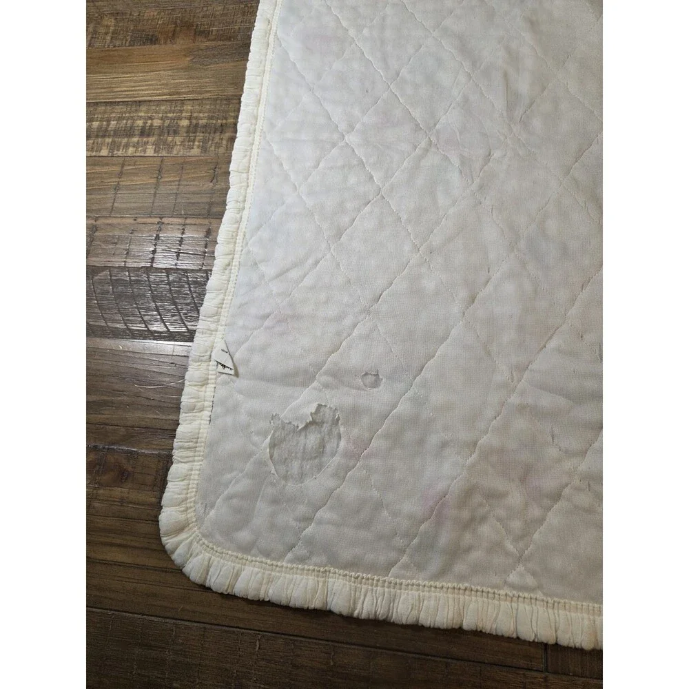 Vintage Winnie The Pooh Bed Crib Blanket